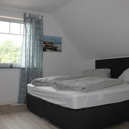 Svea In Ferienhaus Born